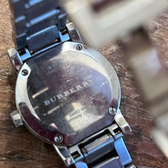 Burberry Ladies Watch---The City 26mm Two Tone Gold - Picture 4 of 7